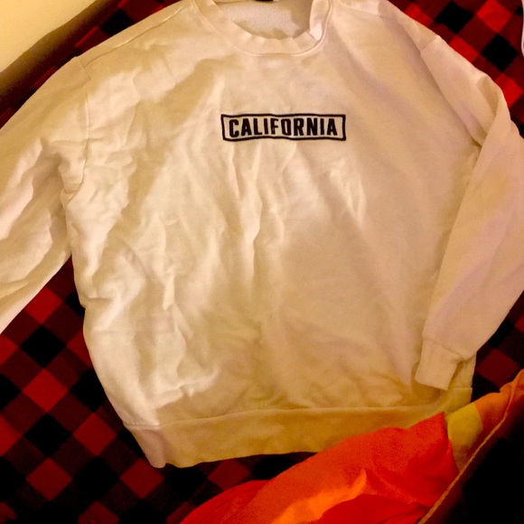 Sweatshirt 👌🏼 - Picture 1 of 1